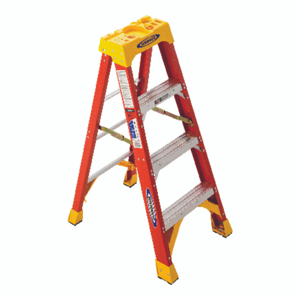 LADDER 4 FOOT STEP FIBERGLASS 300# WERNER